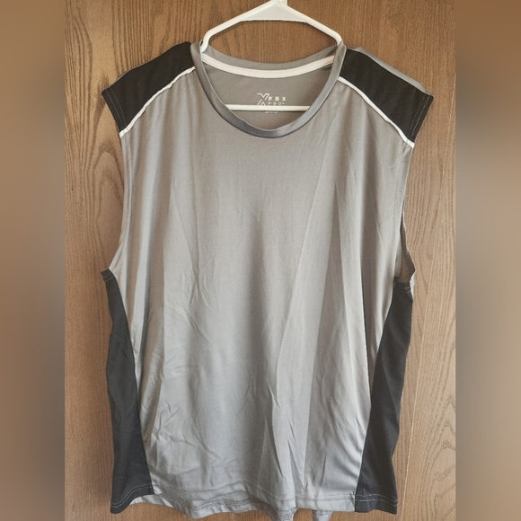Men's Gray and Black Sleeveless Tank Top - Picture 1 of 3